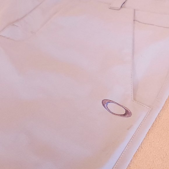 WHITE OAKLEY MEN'S TAKE 2.5 PANTS - Picture 5 of 5